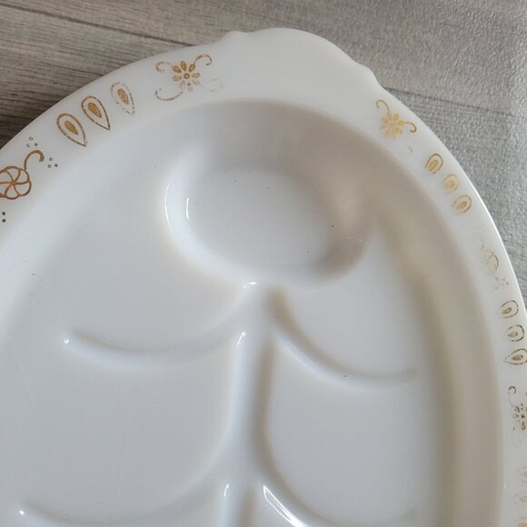 Fire King Anchor Hocking Milk Glass Fish Platter With Golden Accents - Picture 3 of 5
